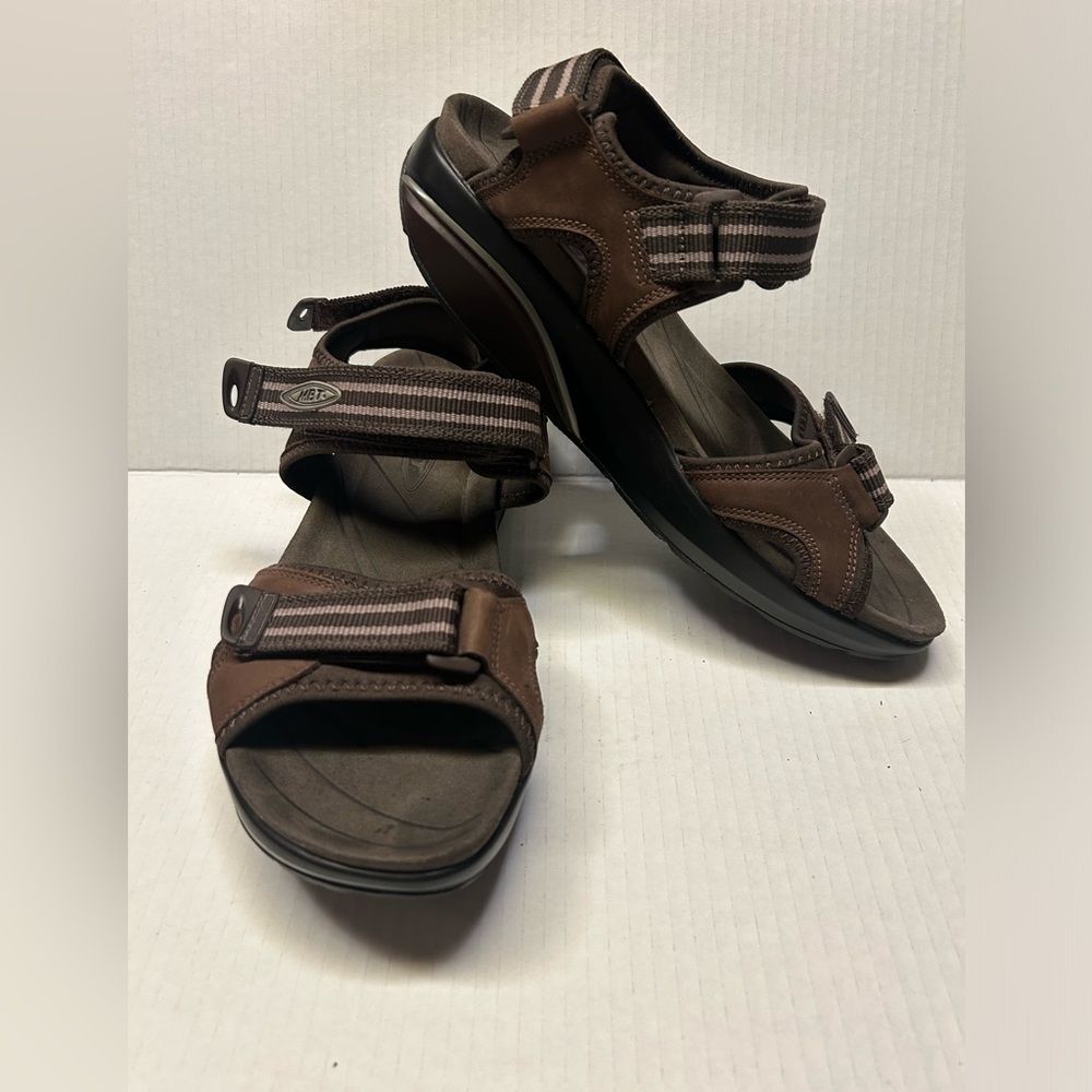 MBT Men's Brown‎ Size 42 US 8-8.5 Jawabu Sandal Walking Sandals